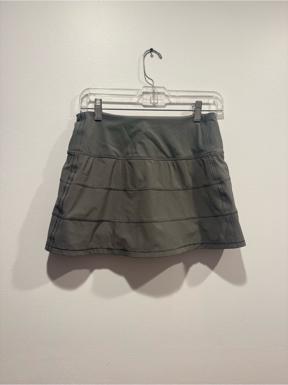 CRZ YOGA Olive Green tiered Mini skort